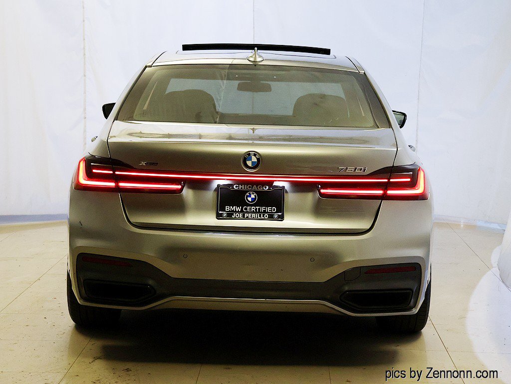 Certified 2022 BMW 750i xDrive w/ Executive Package AWD/4WD image 7