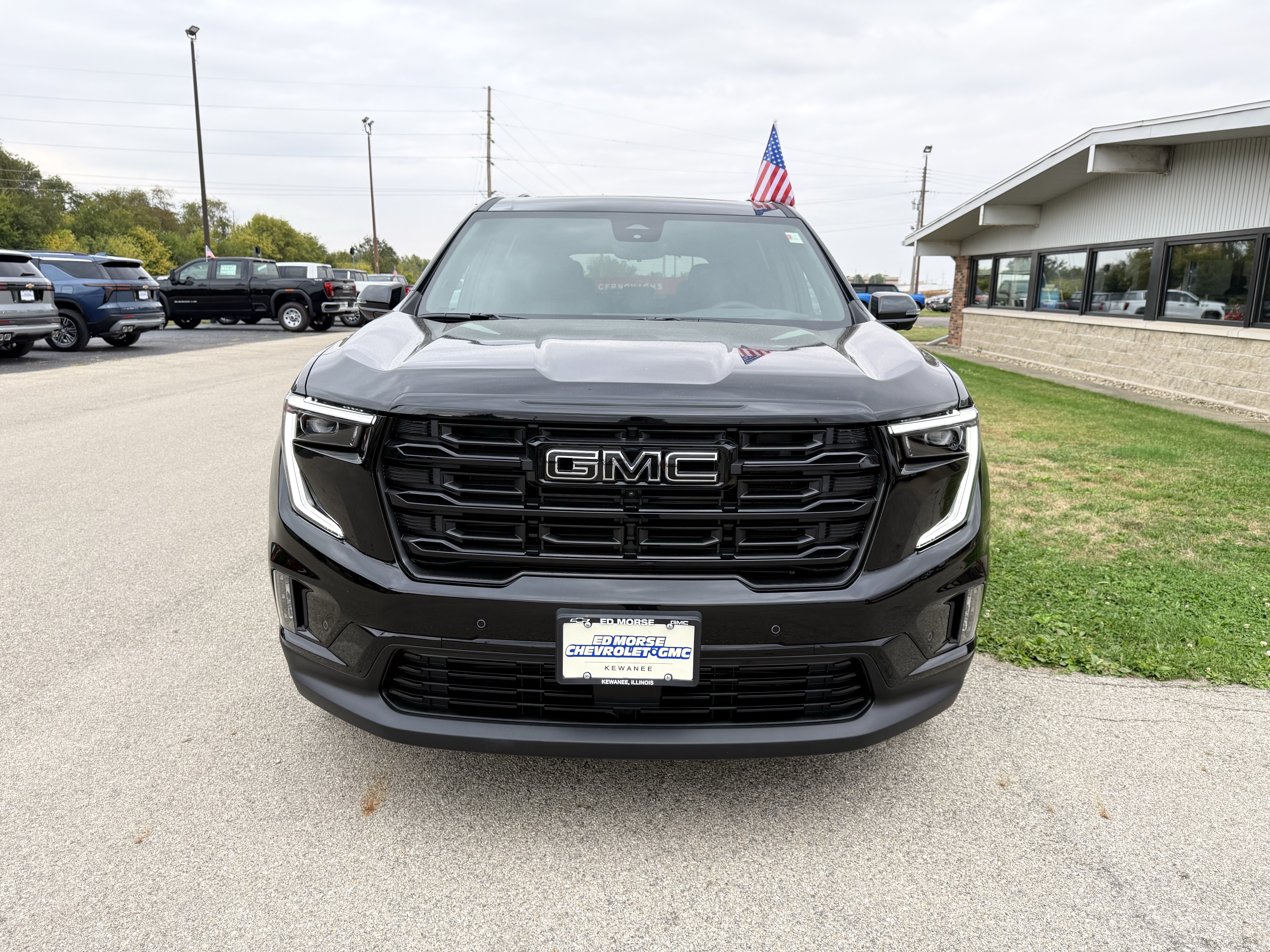 New 2026 GMC Acadia Elevation w/ Super Cruise Package FWD image 9