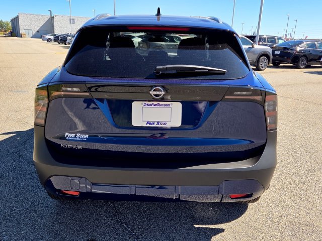 New 2027 Nissan Kicks SV FWD image 10