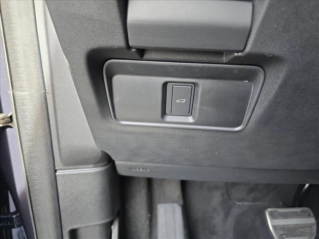 New 2025 Land Rover Discovery Sport Dynamic SE image 27