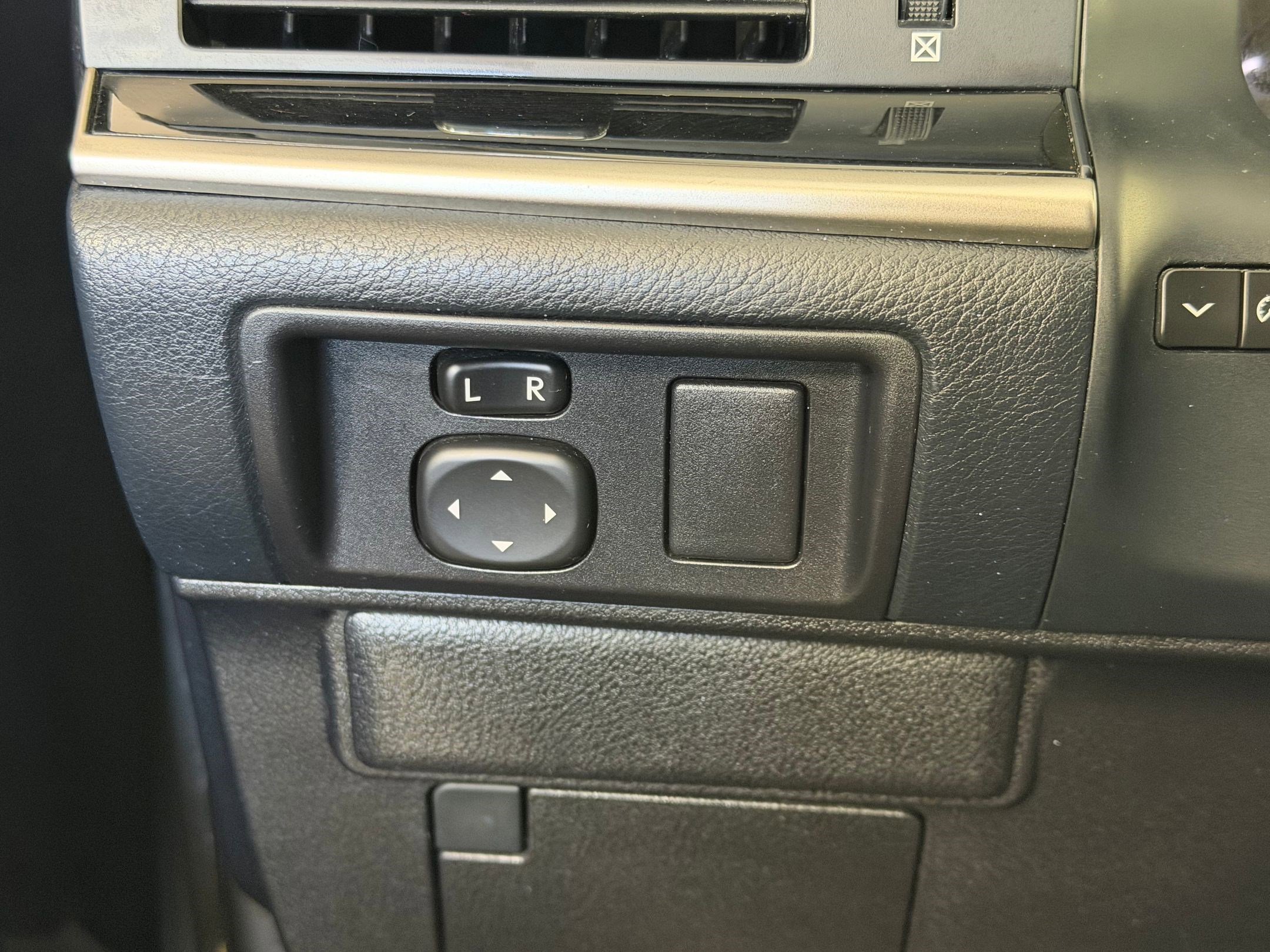 Used 2015 Lexus ES 350 Crafted Line image 16