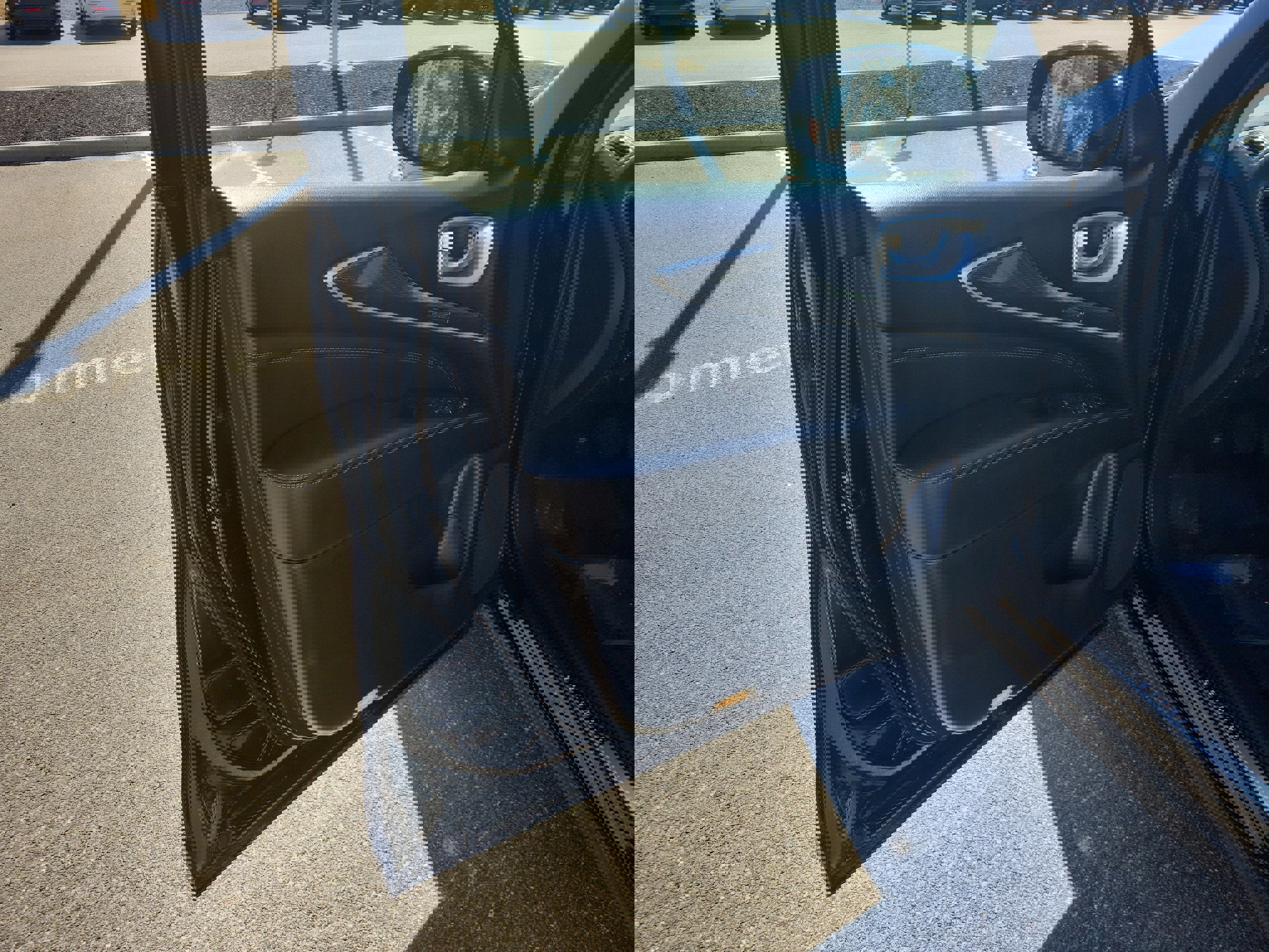 Used 2019 INFINITI QX60 Luxe w/ Essential Package image 17