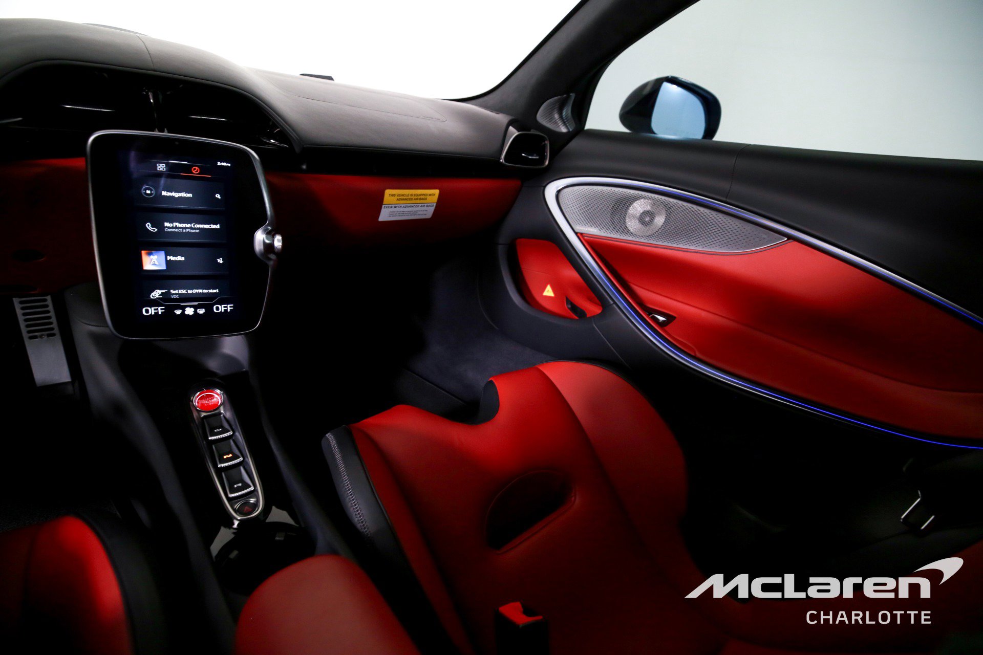 Used 2024 McLaren Artura image 16