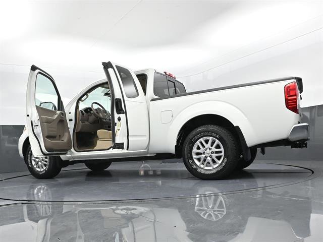 Used 2015 Nissan Frontier SV RWD image 49