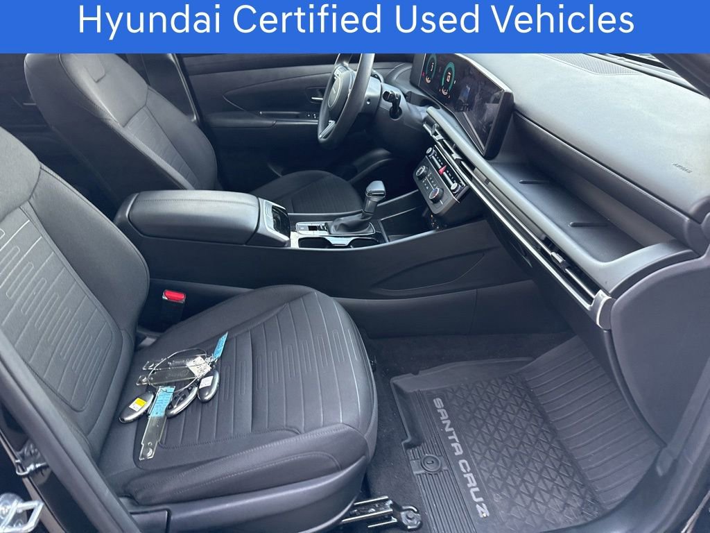 Certified 2025 Hyundai Santa Cruz SE image 14