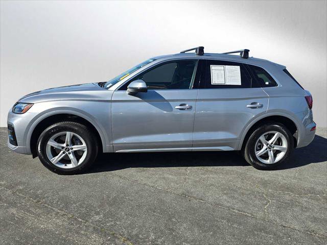 Used 2023 Audi Q5 2.0T Premium w/ Convenience Package image 6