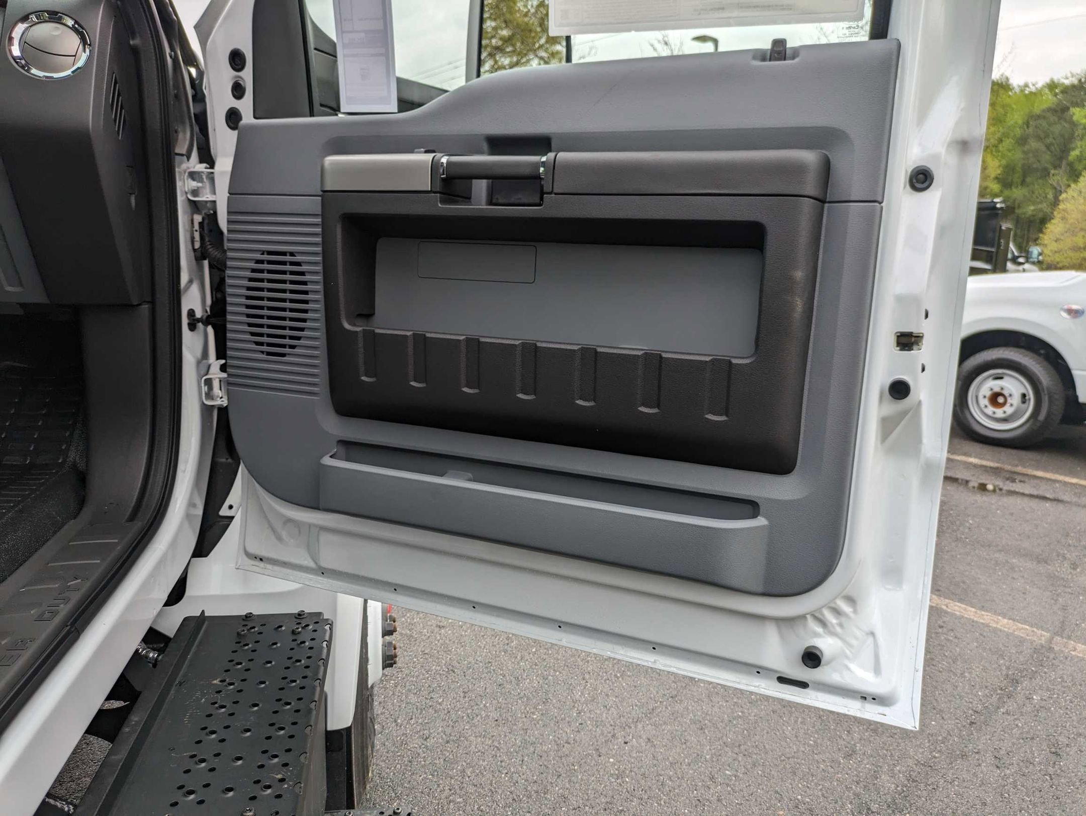 New 2025 Ford F650 2WD Regular Cab Super Duty image 29