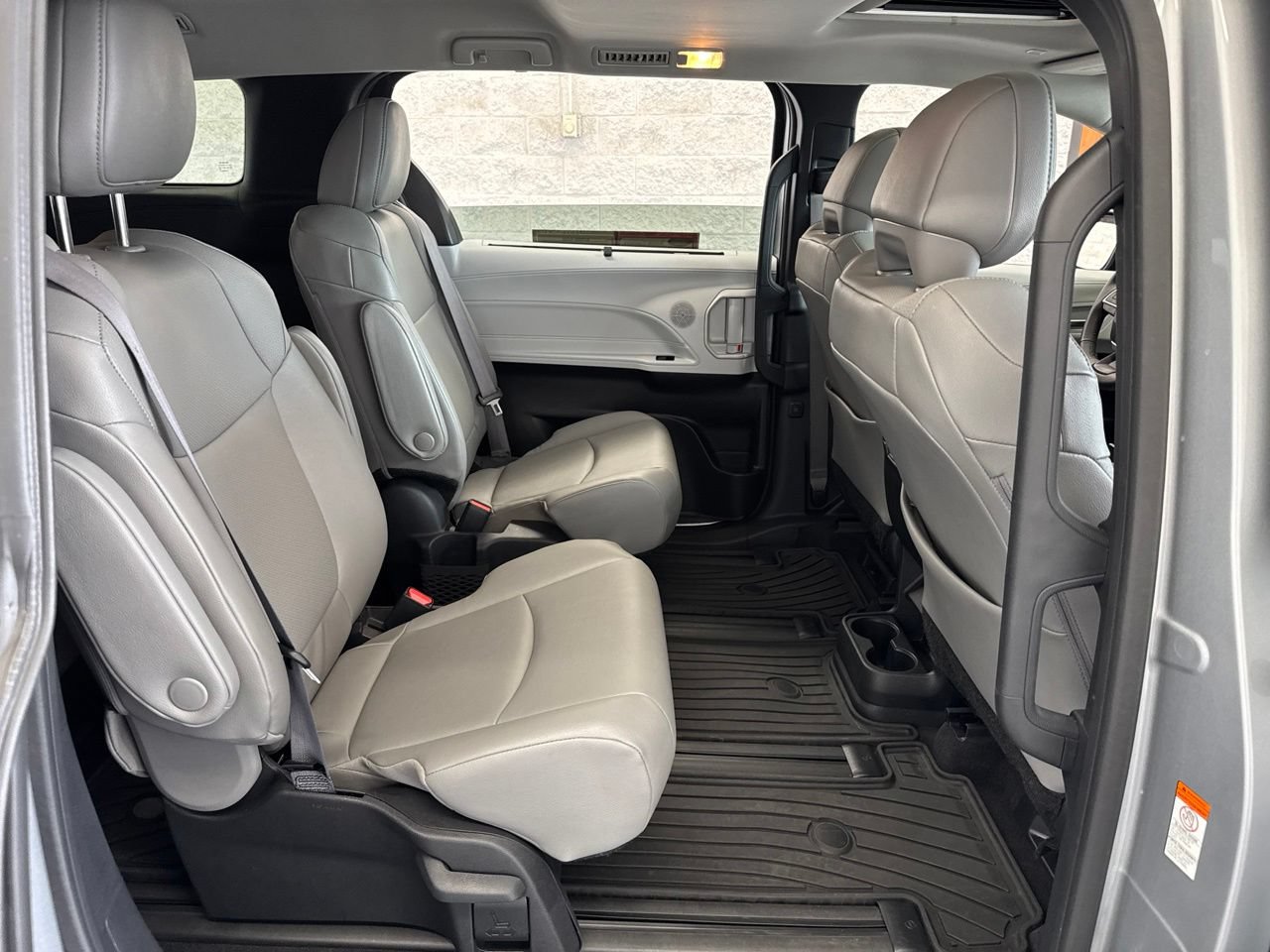 Certified 2025 Toyota Sienna XLE w/ XLE Plus Package AWD/4WD image 45