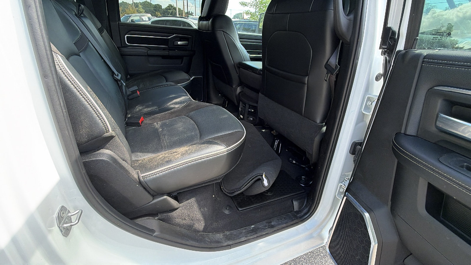 Used 2026 RAM 2500 Laramie AWD/4WD image 21