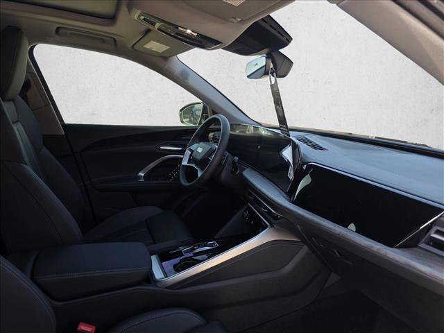 Used 2025 Audi Q5 Premium w/ Premium Plus AWD/4WD image 11