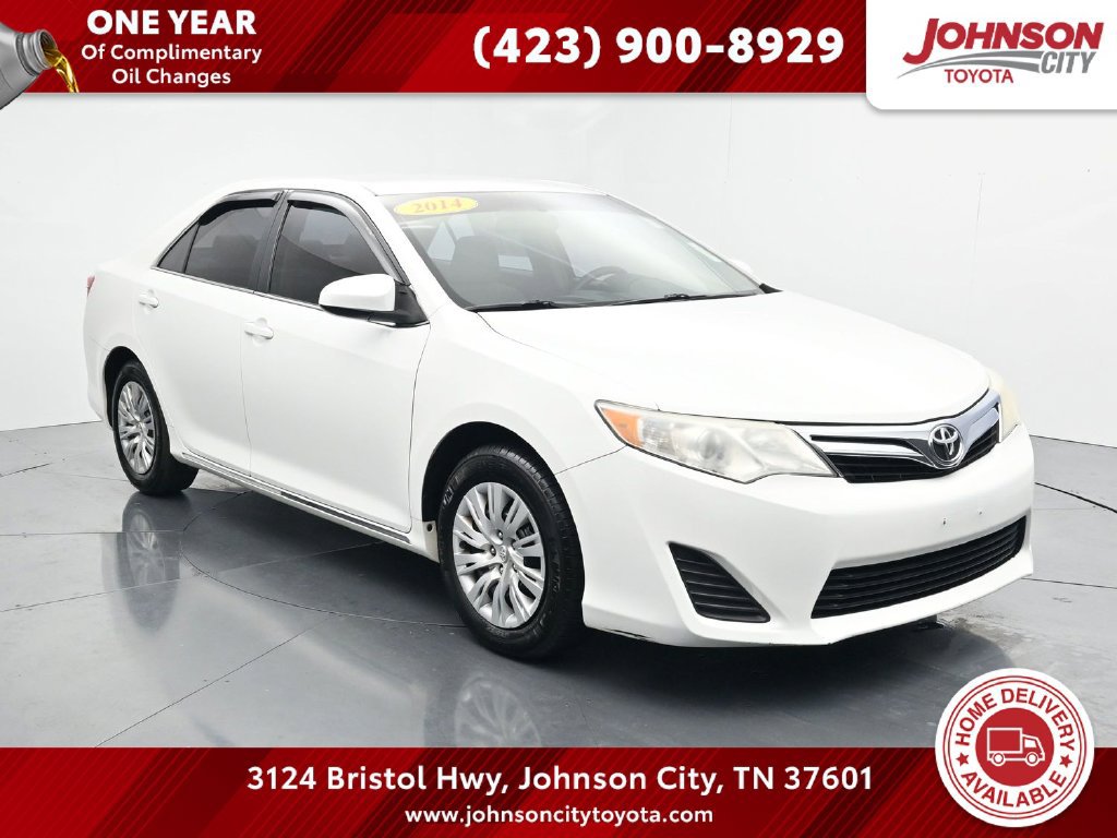 Used 2014 Toyota Camry LE FWD image 1