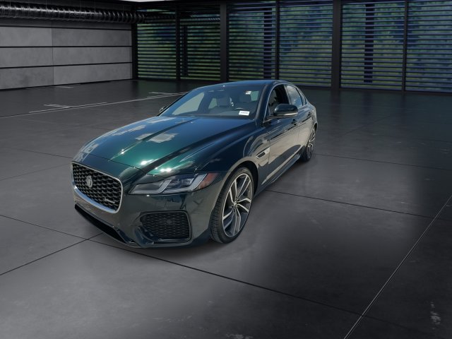 Used 2024 Jaguar XF R-Dynamic SE RWD image 4