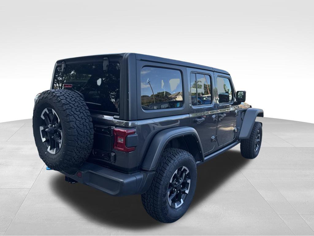 Used 2024 Jeep Wrangler Unlimited Rubicon 4xe AWD/4WD image 5