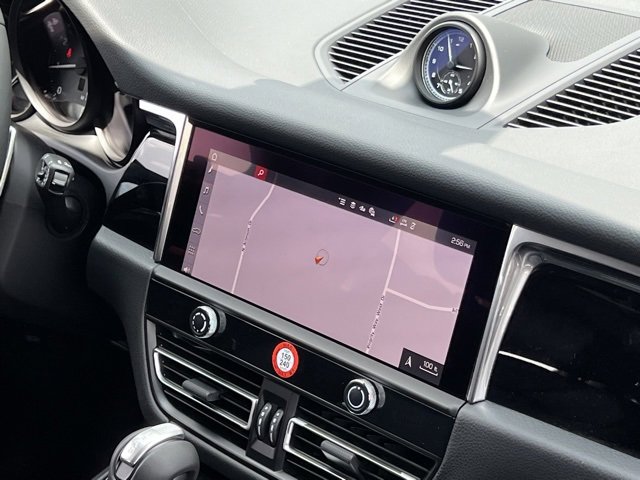 New 2025 Porsche Macan image 42