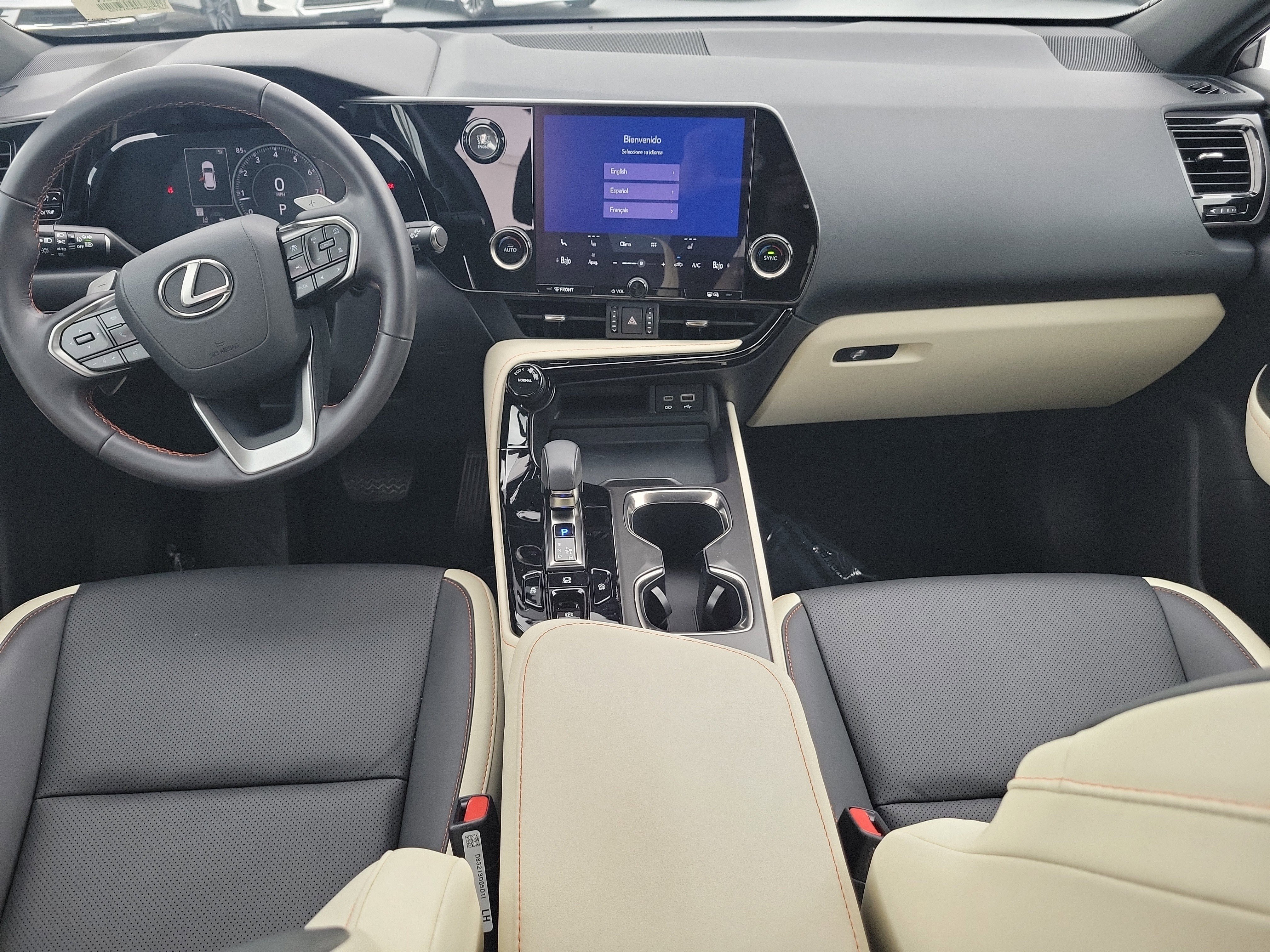 Used 2024 Lexus NX 250 FWD w/ Towing Package (2000 Lbs) image 15