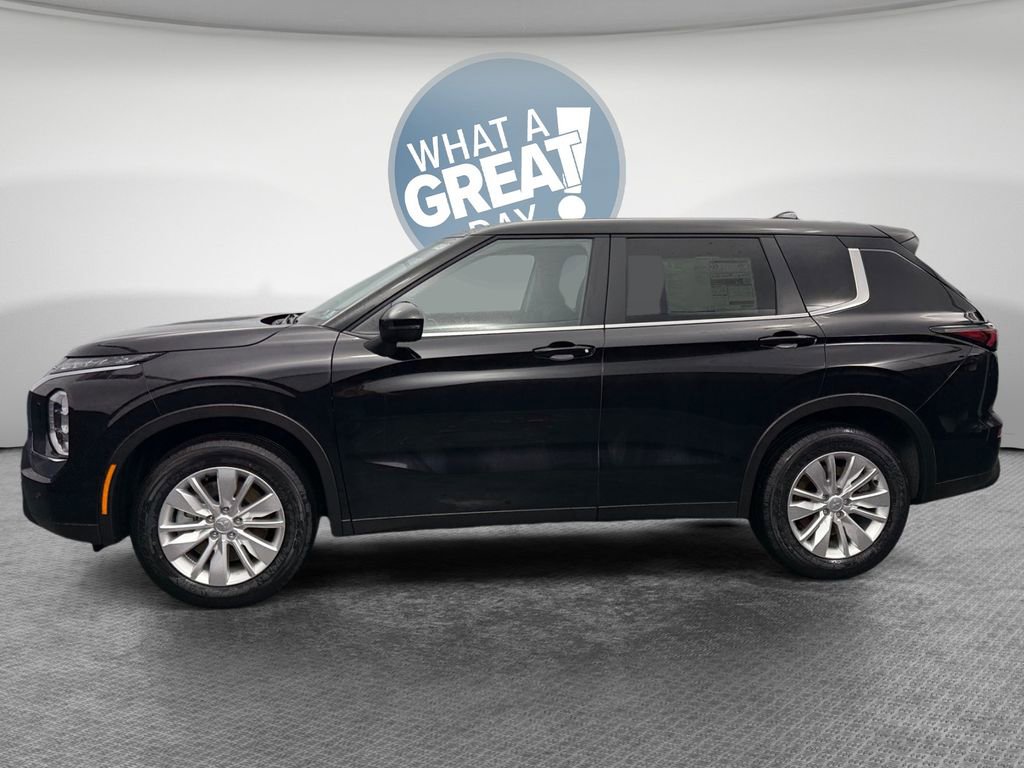 New 2026 Mitsubishi Outlander ES AWD/4WD image 7