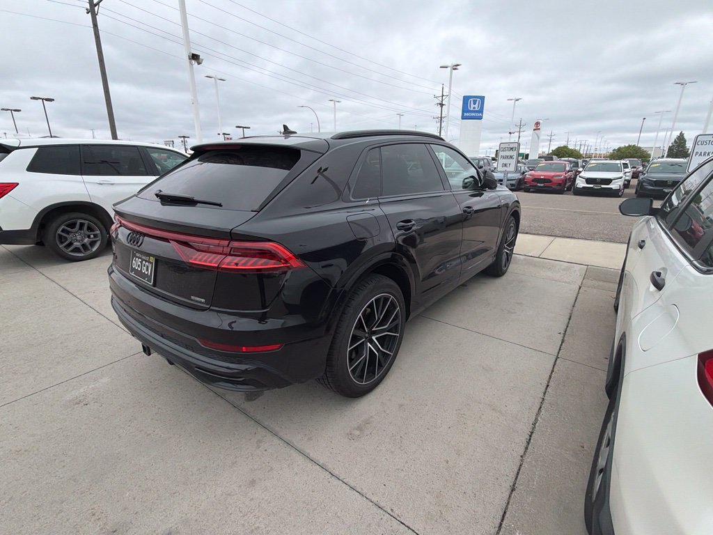 Used 2021 Audi Q8 Premium Plus AWD/4WD image 8