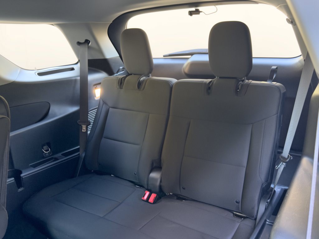 Used 2022 Ford Explorer XLT RWD image 30