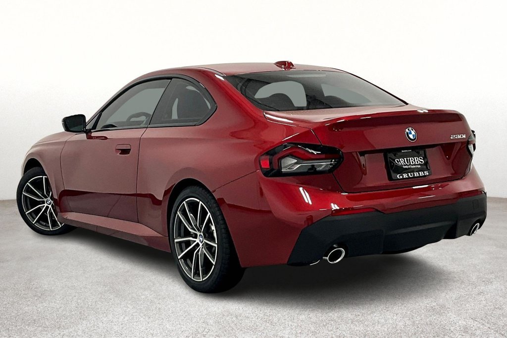 New 2025 BMW 230i Coupe w/ Convenience Package RWD image 4