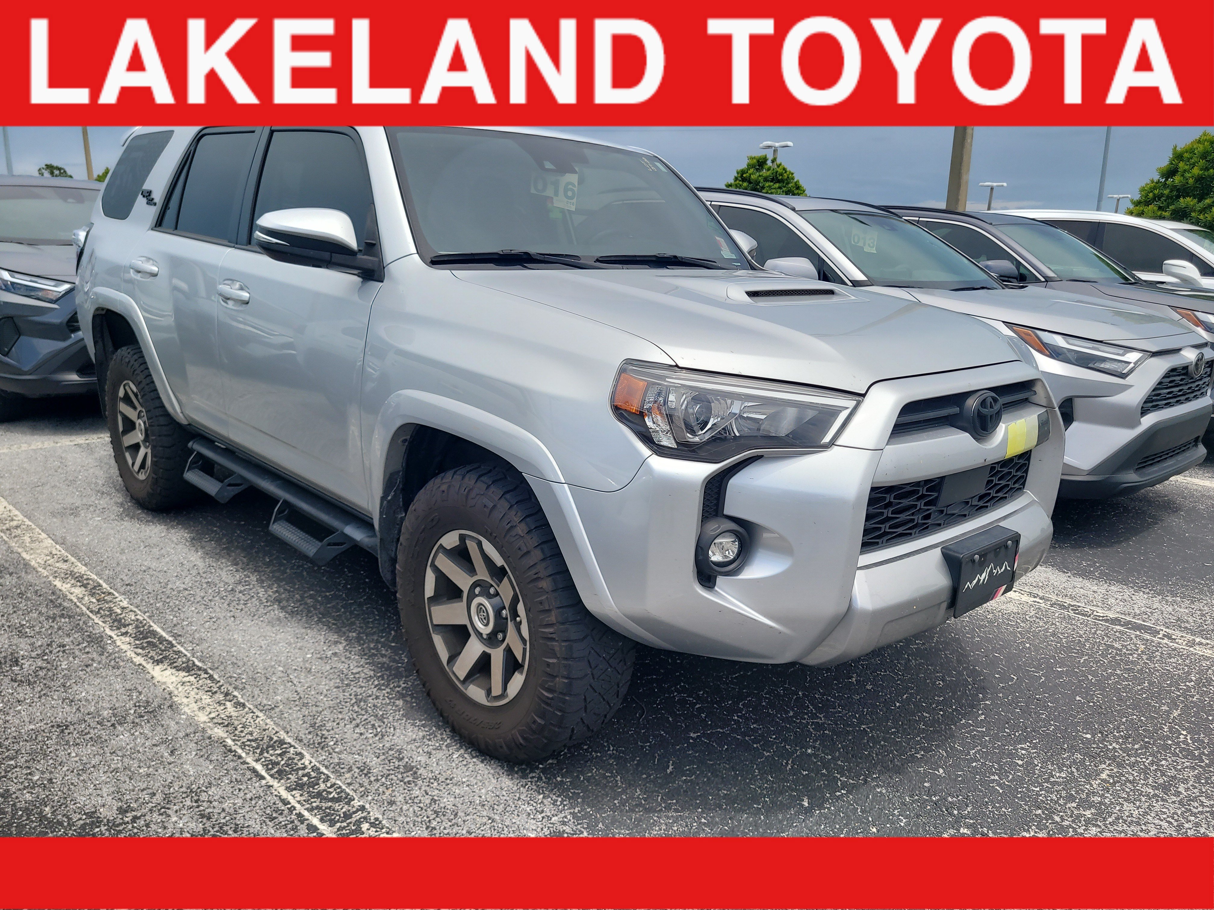 Certified 2024 Toyota 4Runner TRD Off-Road Premium w/ Moonroof Package AWD/4WD image 1