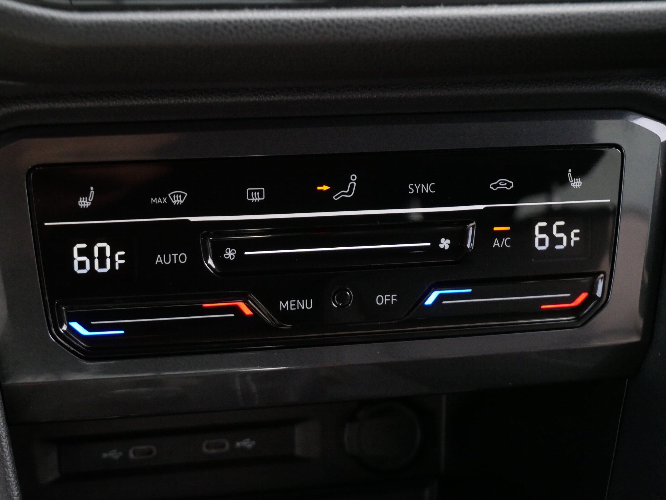 Certified 2023 Volkswagen Tiguan SE AWD/4WD image 23