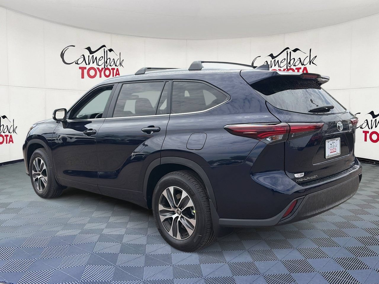 New 2026 Toyota Highlander XLE AWD/4WD image 5
