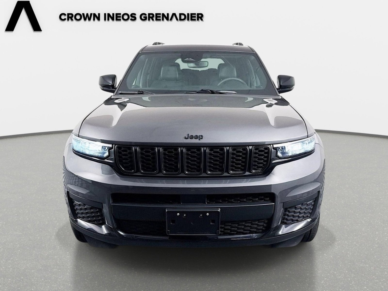 Used 2024 Jeep Grand Cherokee L Altitude AWD/4WD image 2