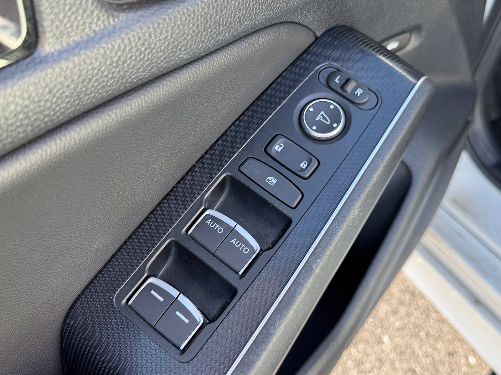 Used 2024 Honda Civic Touring image 12
