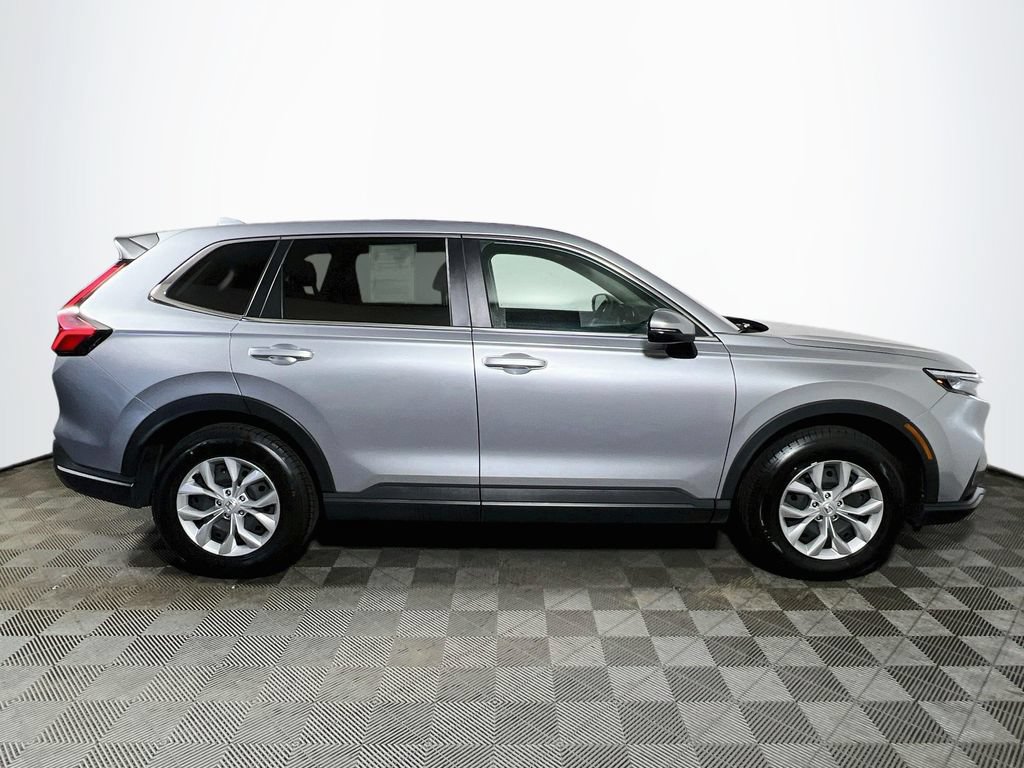 Used 2025 Honda CR-V LX image 8
