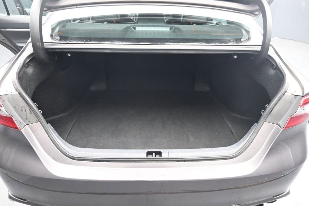Used 2023 Toyota Camry XSE FWD image 22
