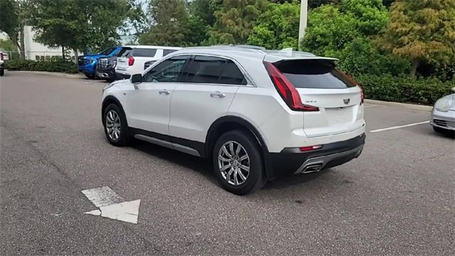 Used 2022 Cadillac XT4 Premium Luxury w/ Safety Alert Package image 9