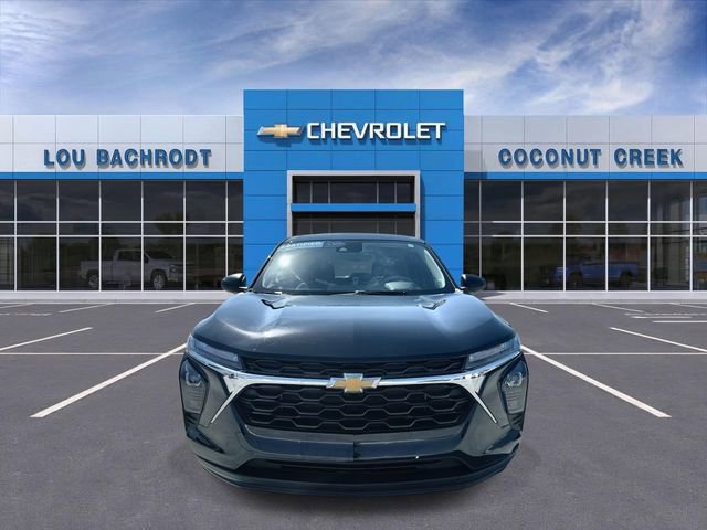 Certified 2024 Chevrolet Trax LS w/ Driver Confidence Package image 3