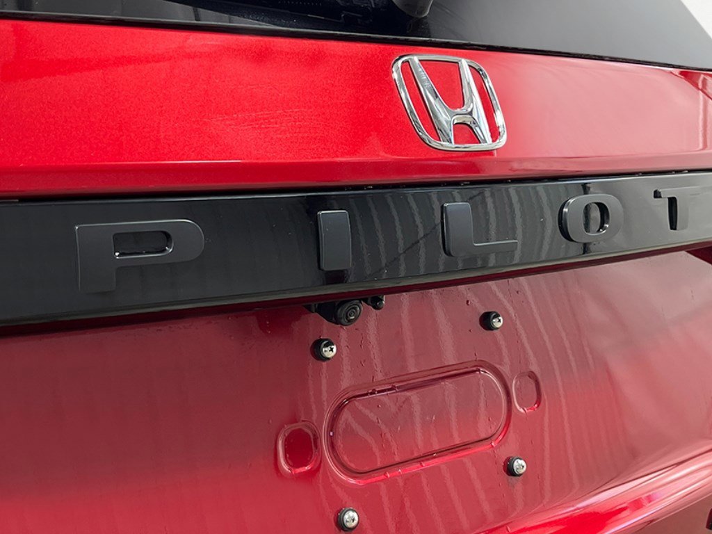 New 2026 Honda Pilot Black Edition image 20