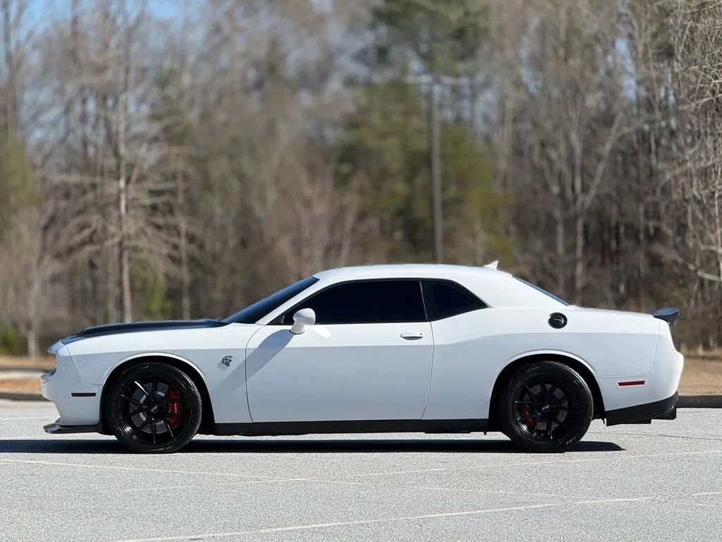 Used 2019 Dodge Challenger SRT Hellcat w/ Alcantara Appearance Package image 2
