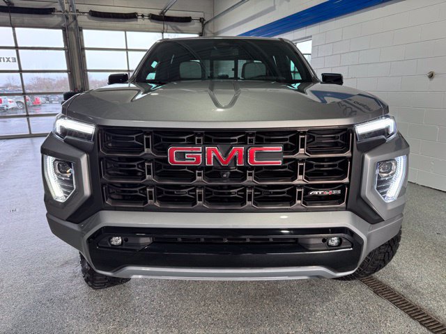 Used 2023 GMC Canyon AT4X AWD/4WD image 3