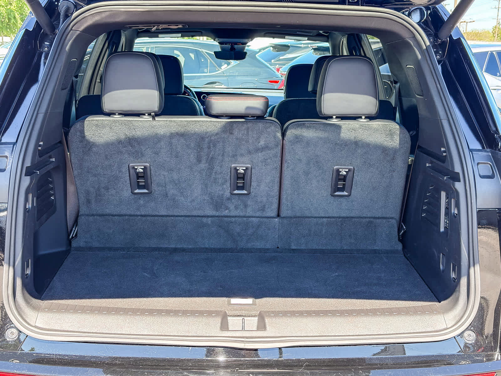 Used 2024 Chevrolet Traverse RS w/ LPO, Floor Liner Package image 25