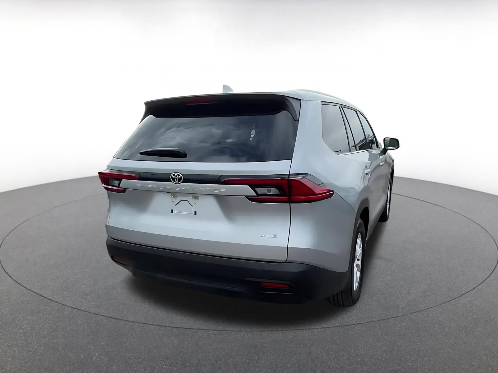 Used 2025 Toyota Grand Highlander FWD image 14