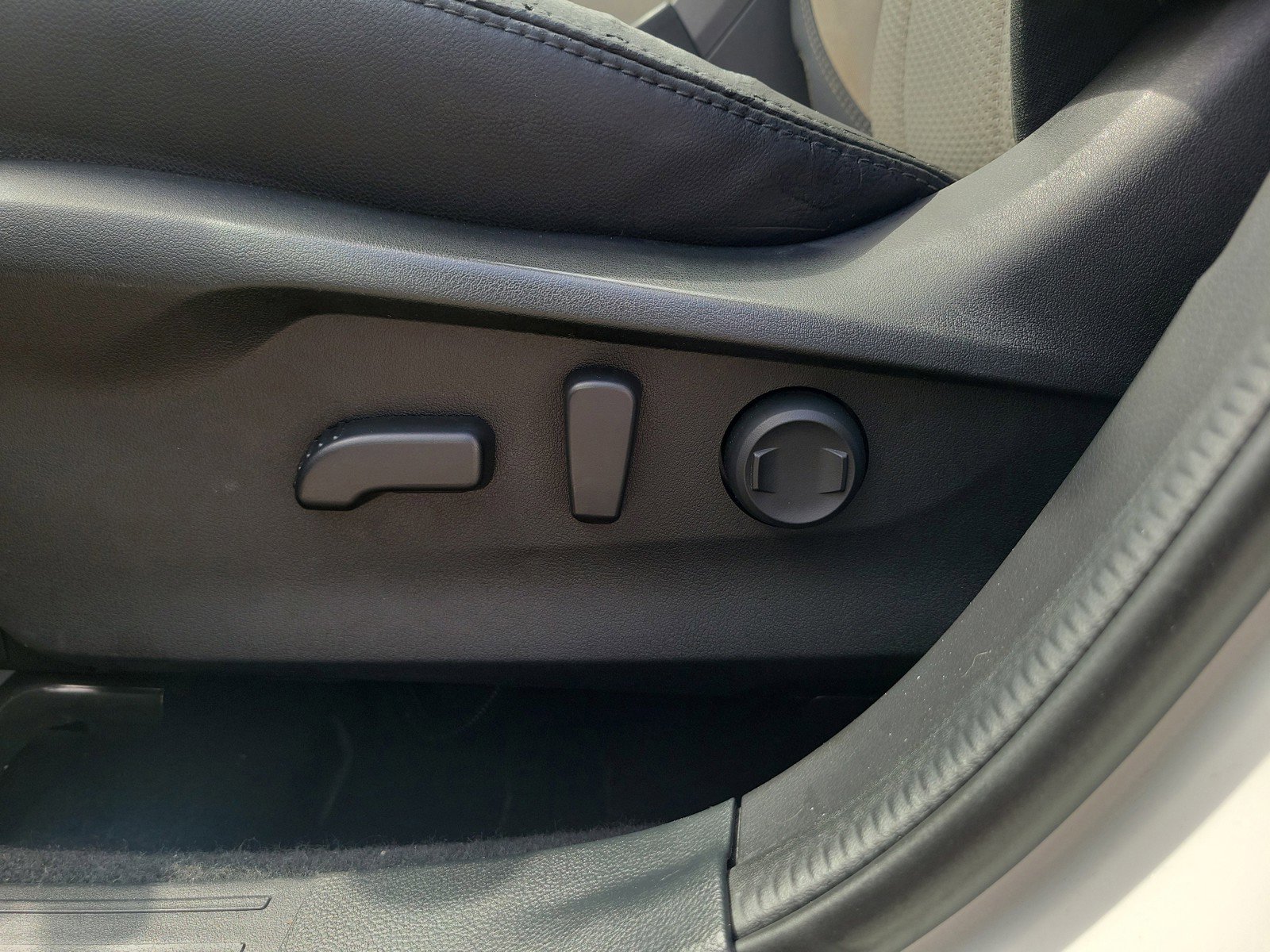 Used 2020 Subaru Forester Premium AWD/4WD image 20