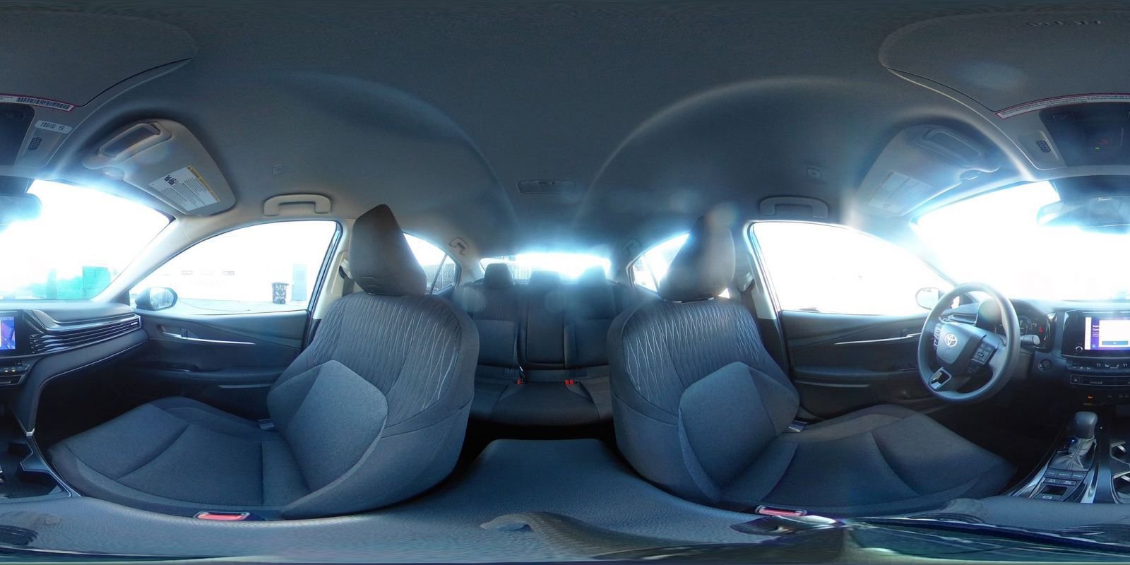 Used 2025 Toyota Camry LE image 41