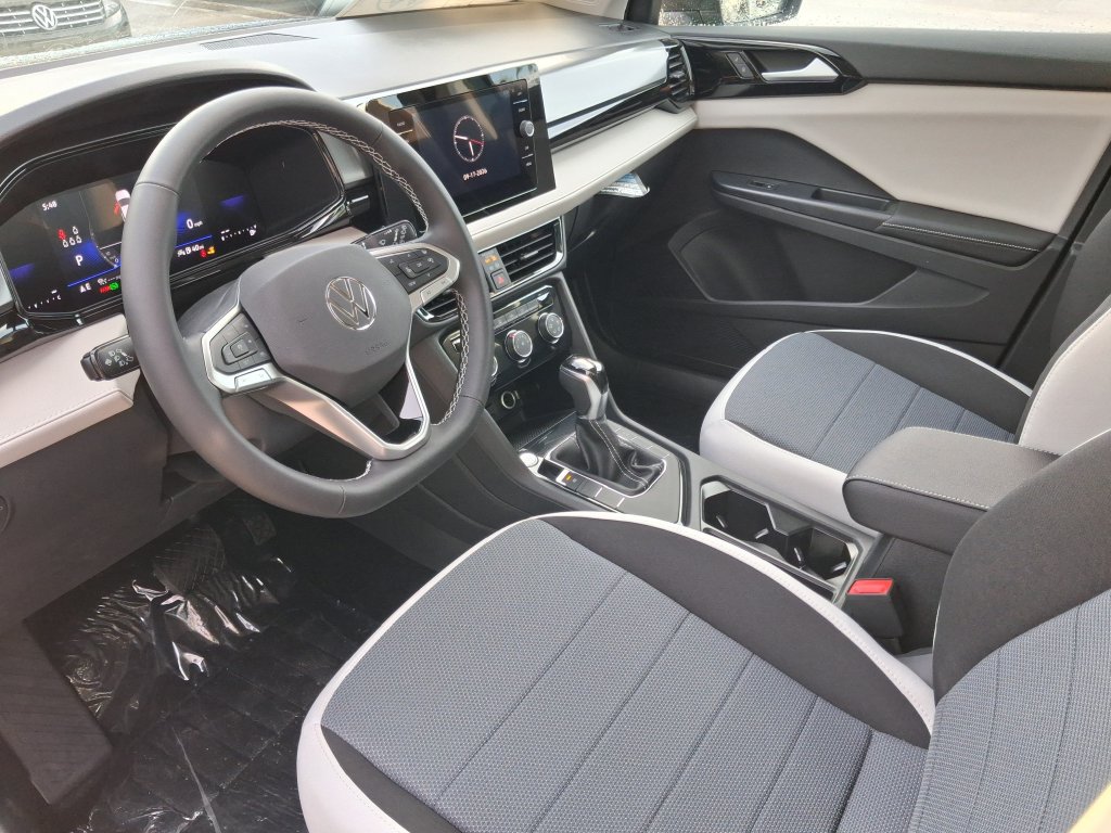 New 2027 Volkswagen Taos S FWD image 9