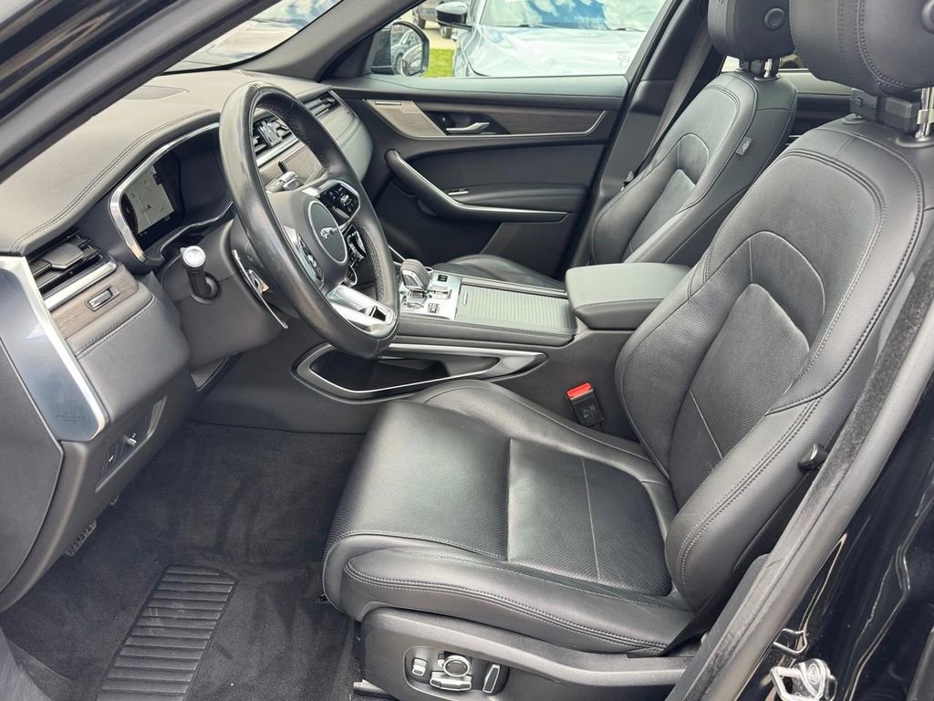 Used 2021 Jaguar F-PACE S image 8