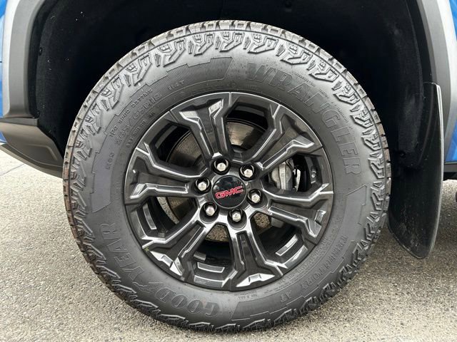 Used 2025 GMC Canyon Elevation w/ Convenience Package image 8