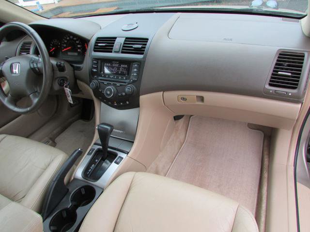Used 2003 Honda Accord EX image 18