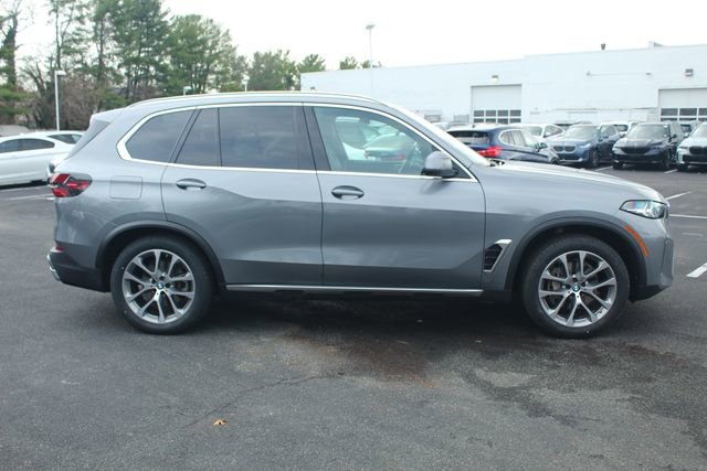 Certified 2024 BMW X5 xDrive40i w/ Parking Assistance Package image 11
