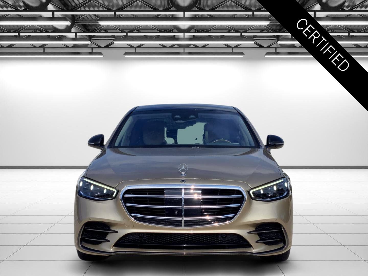 Used 2023 Mercedes-Benz S 580 4MATIC Sedan image 4