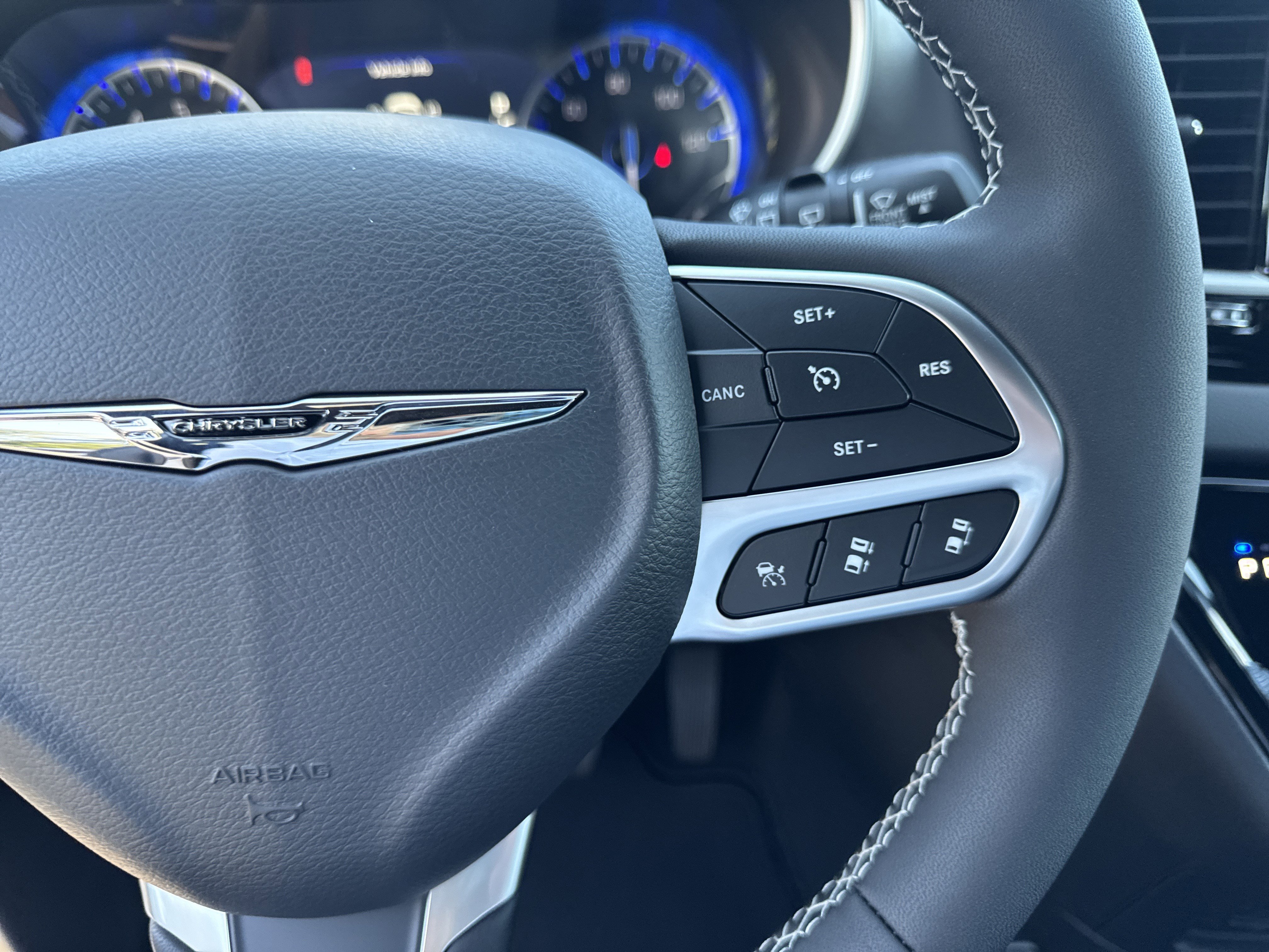 New 2026 Chrysler Voyager LX image 27