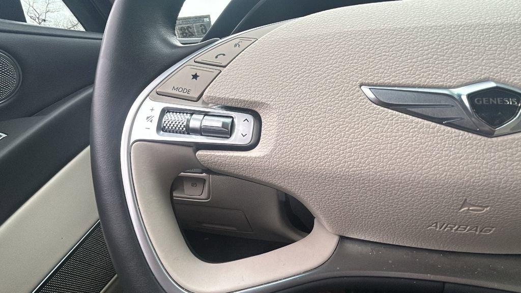 Used 2023 Genesis G80 2.5T w/ Advanced Package image 20