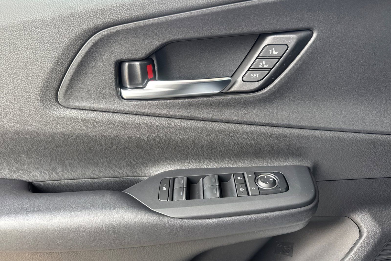 New 2026 Toyota Prius Plug-In Hybrid image 13