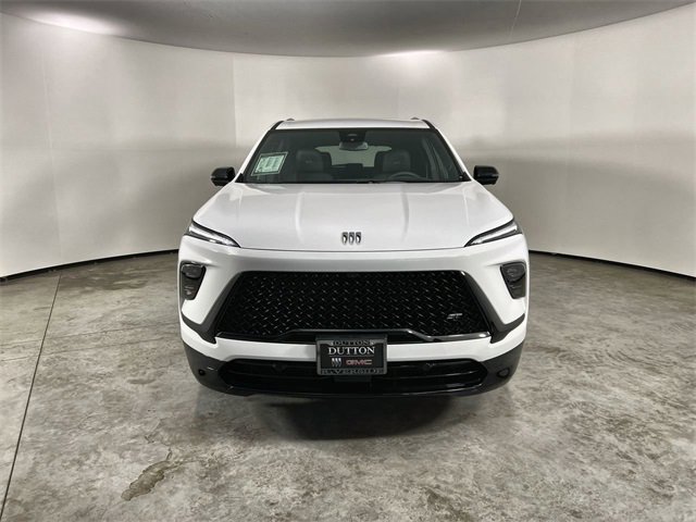 Certified 2025 Buick Enclave Sport Touring image 3