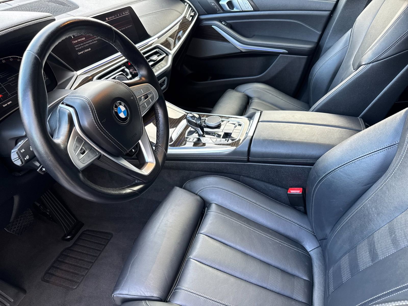 Used 2021 BMW X7 xDrive40i w/ Premium Package image 4